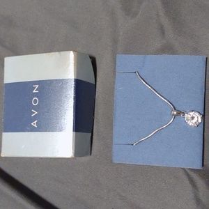 Avon jewelry | Silver Solitaire cz necklace